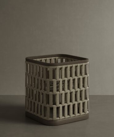 N2 Planter Dark Teak